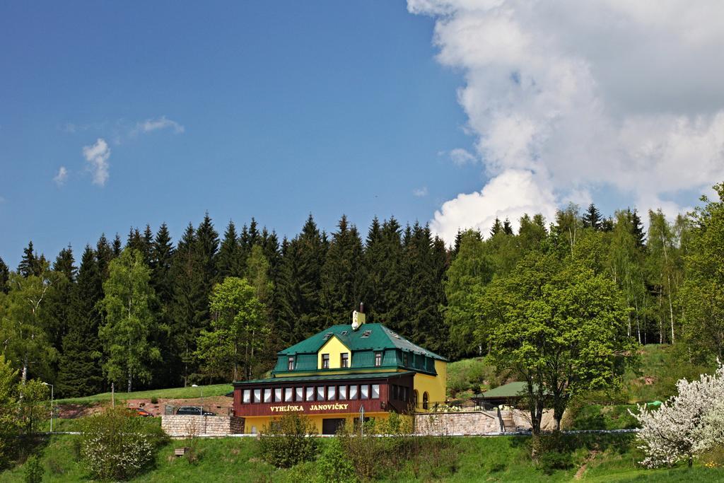 Hotel Penzion Vyhlidka Janovicky Broumov Exterior foto